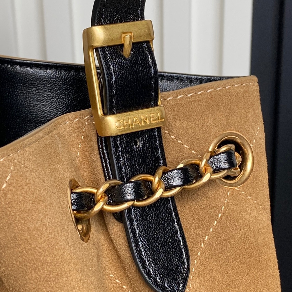 CHANEL Shopping Bag AS5636 - Image 12