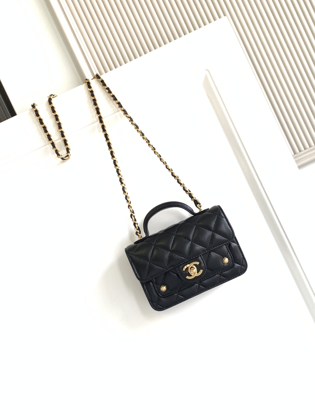 CHANEL Clutch with chain AP4675 - Image 13