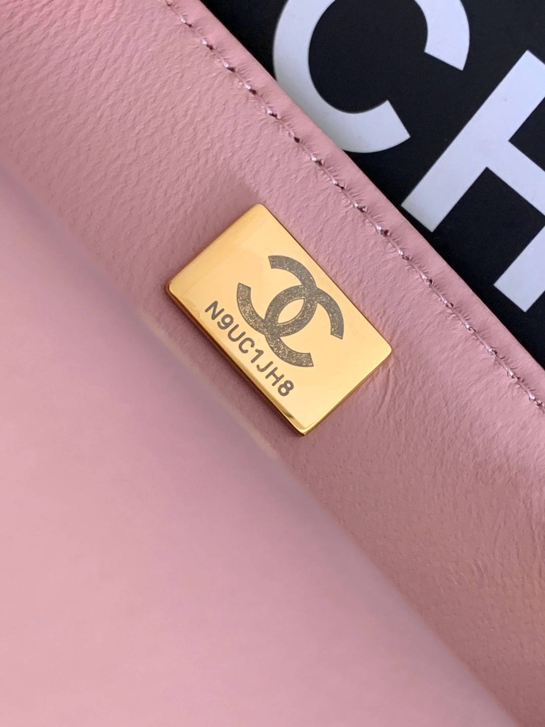 CHANEL Clutch with chain AP4675 - Image 11