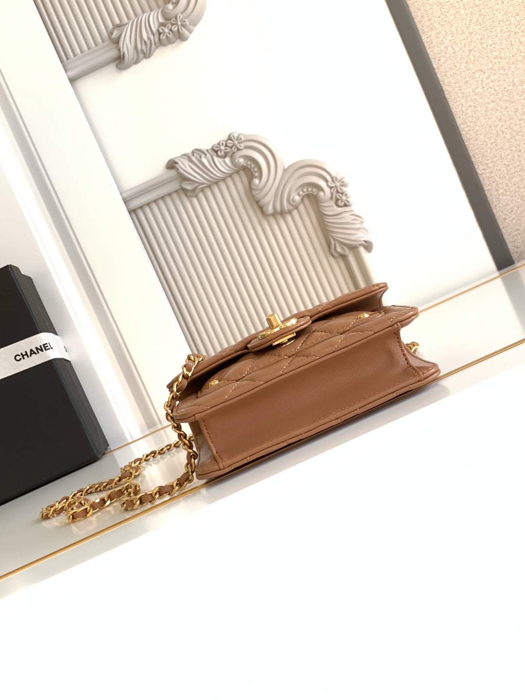 CHANEL Clutch with chain AP4675 - Image 37