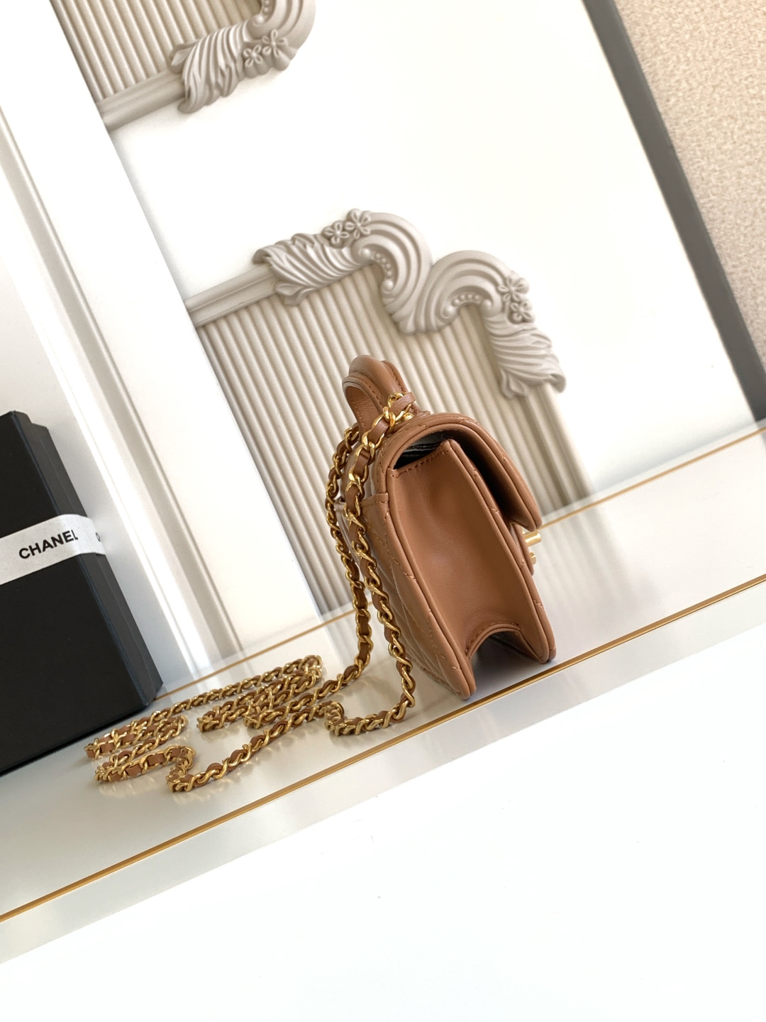 CHANEL Clutch with chain AP4675 - Image 36