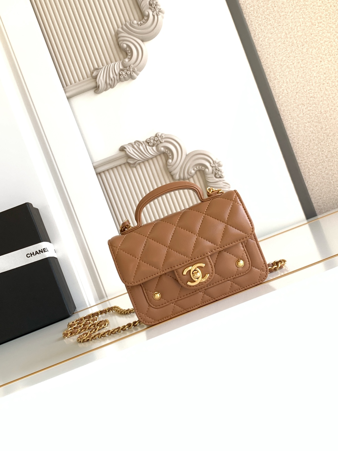 CHANEL Clutch with chain AP4675 - Image 32