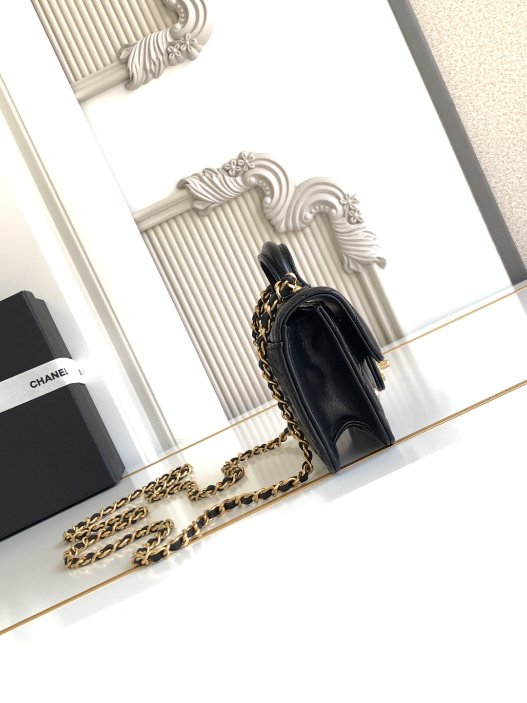 CHANEL Clutch with chain AP4675 - Image 15