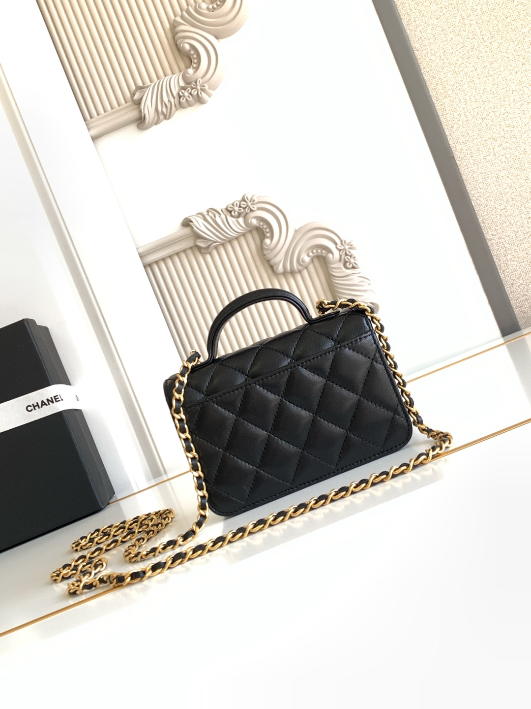 CHANEL Clutch with chain AP4675 - Image 14