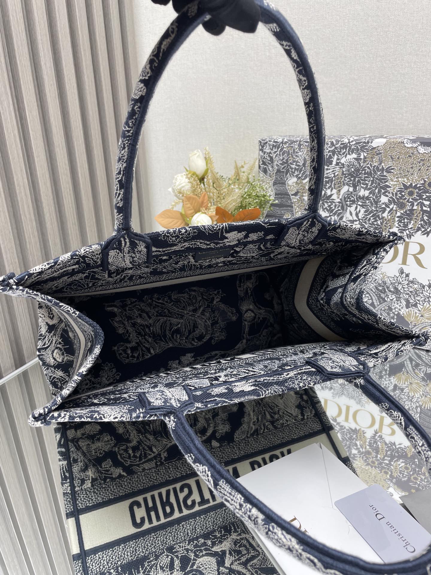 Dior Book Tote - Image 10