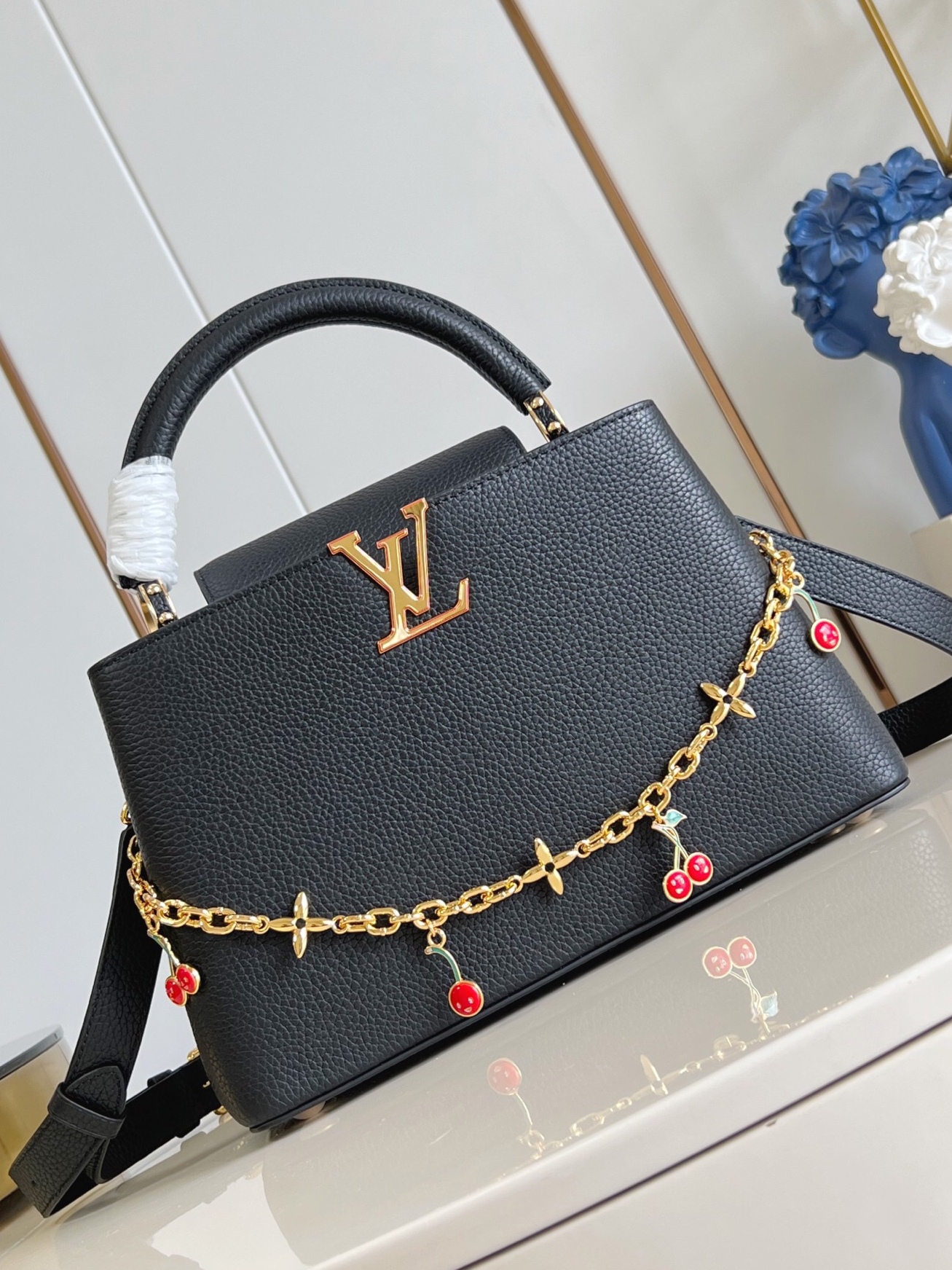 LV x TM Capucines - Image 2