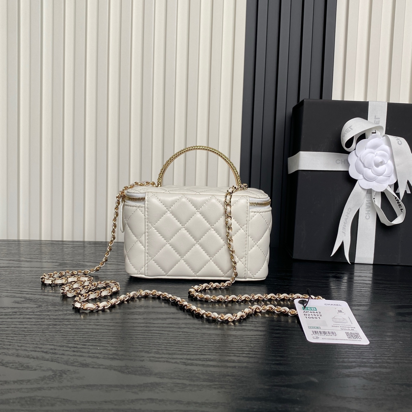 CHANEL Long Vanity with Chain AP4842 - Image 19