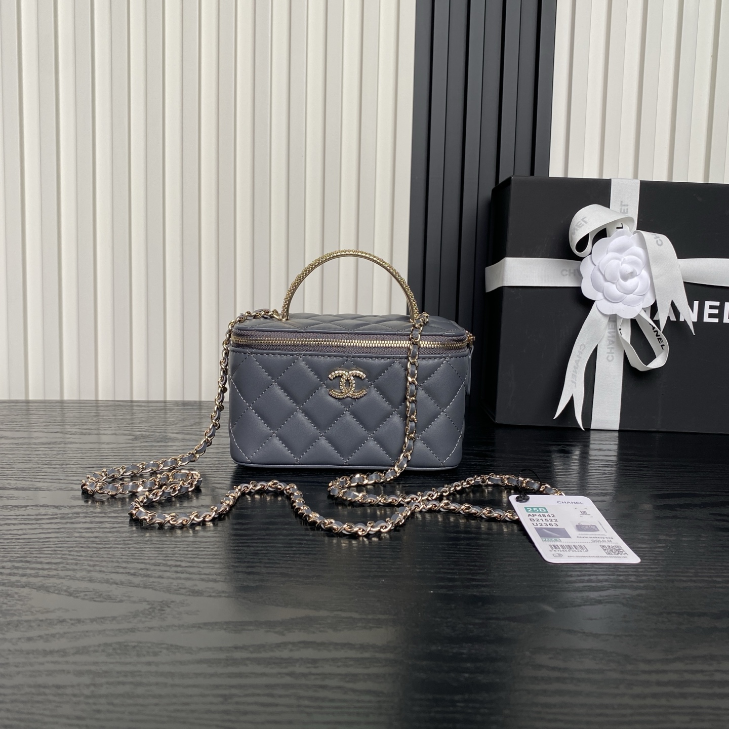 CHANEL Long Vanity with Chain AP4842 - Image 2