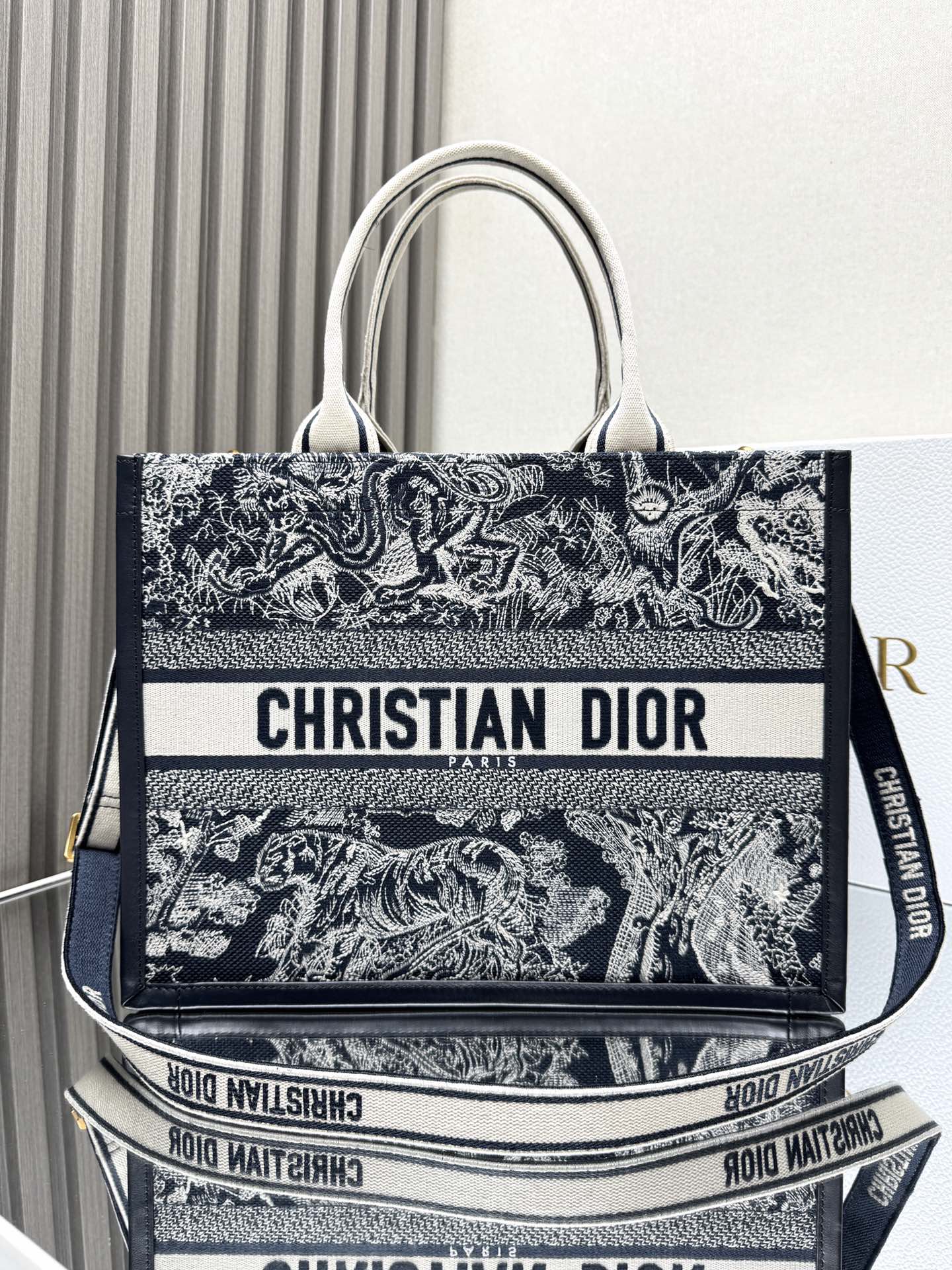 Dior Book Tote - Image 12