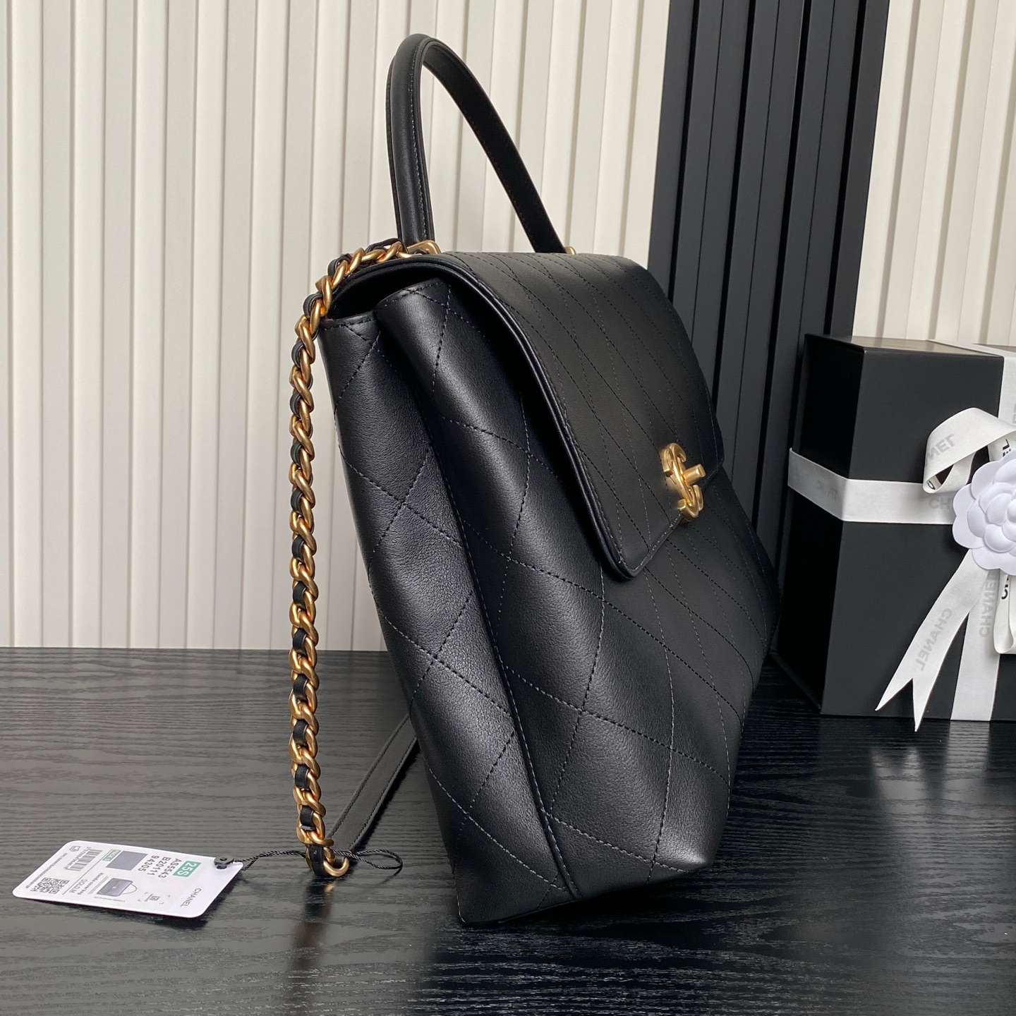 CHANEL Maxi Flap Bag with Top Handle AS5543 - Image 13