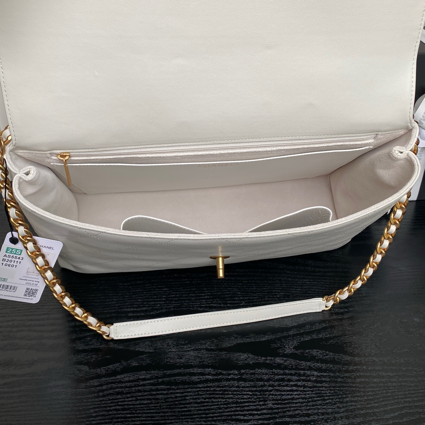 CHANEL Maxi Flap Bag with Top Handle AS5543 - Image 6