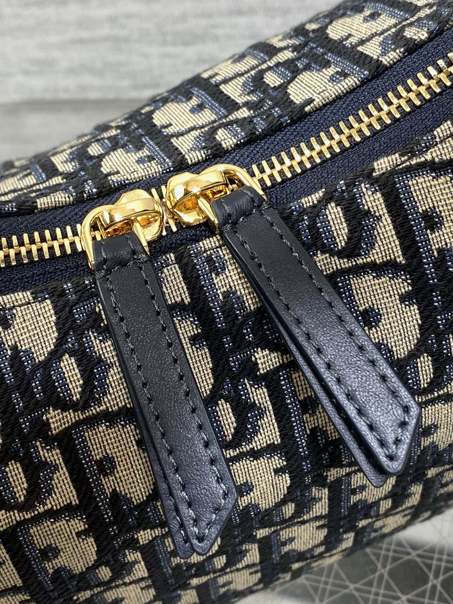 Medium D-Dream Bag - Image 7