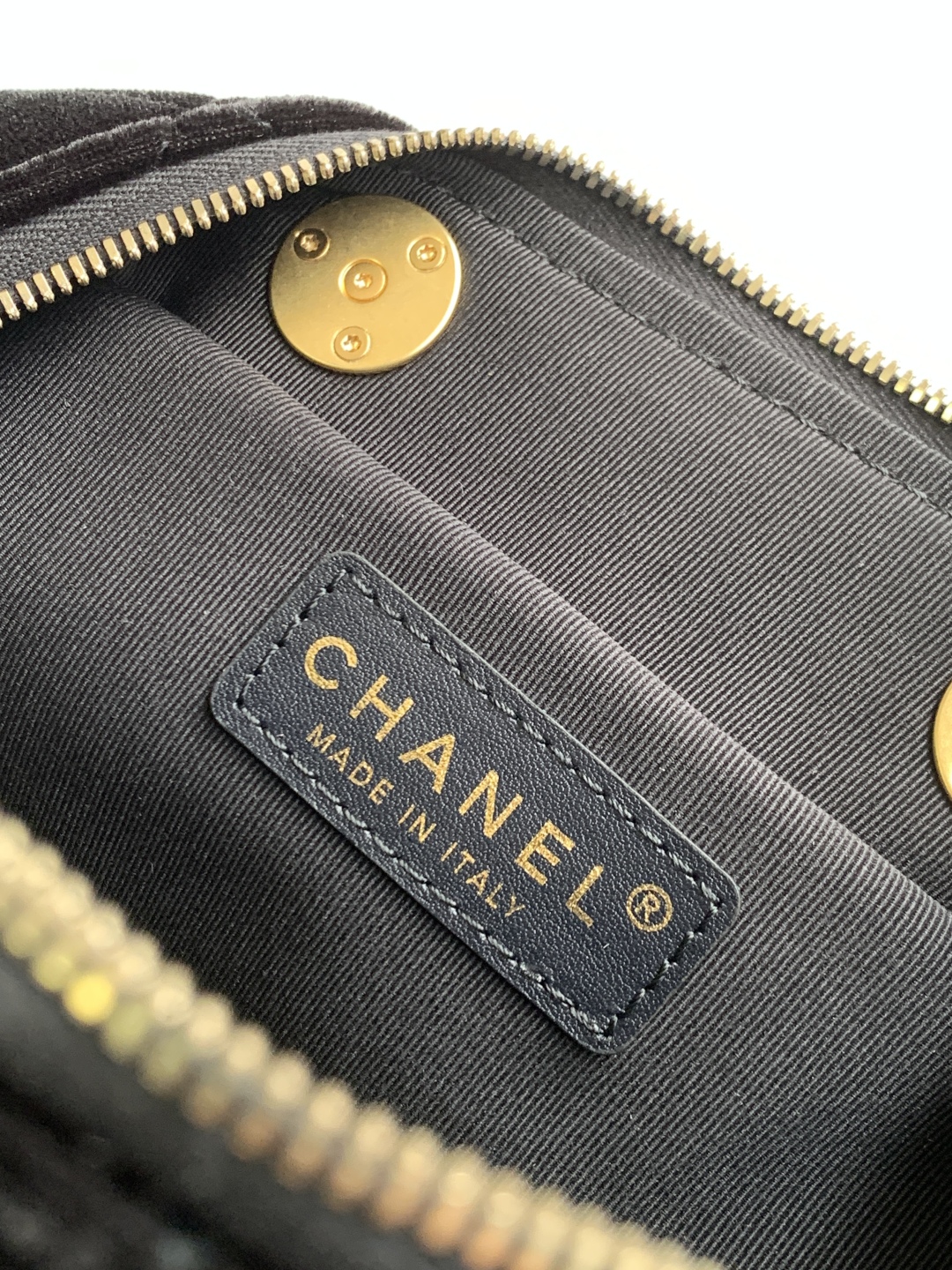 CHANEL Mini Bowling Bag AS5572 - Image 10