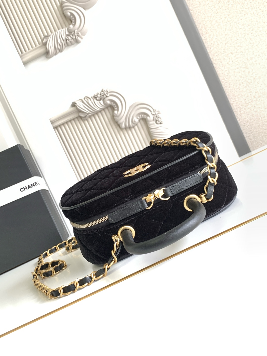 CHANEL Mini Bowling Bag AS5572 - Image 8