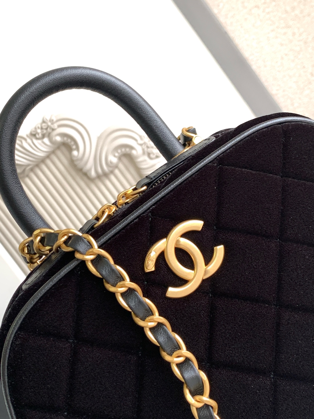 CHANEL Mini Bowling Bag AS5572 - Image 7