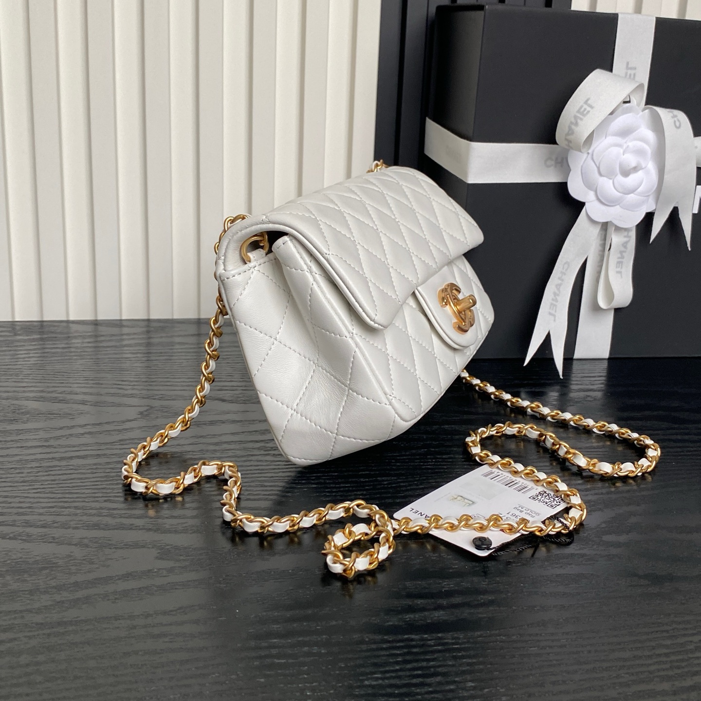 CHANEL Mini Flap Bag AS5759 - Image 12