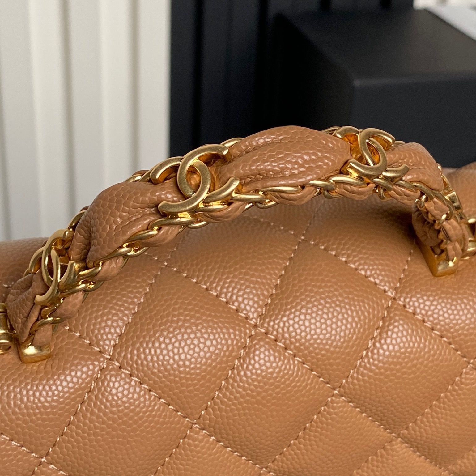 CHANEL Mini Flap Bag with Top Handle AS5701 - Image 7