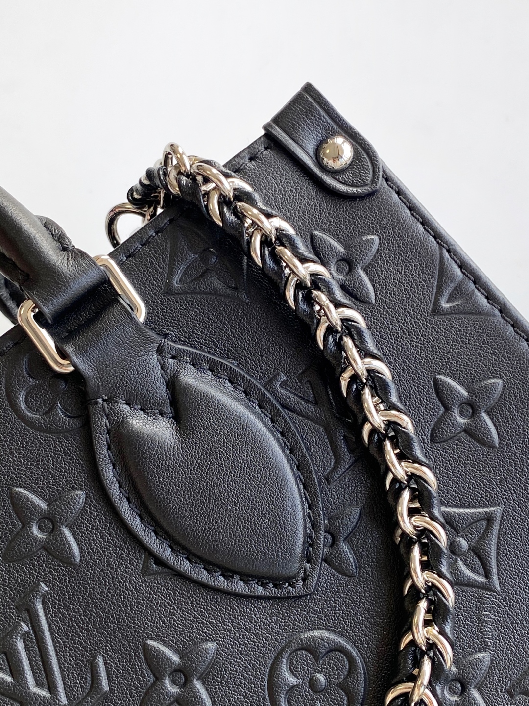 LV OnTheGo PM - Image 6