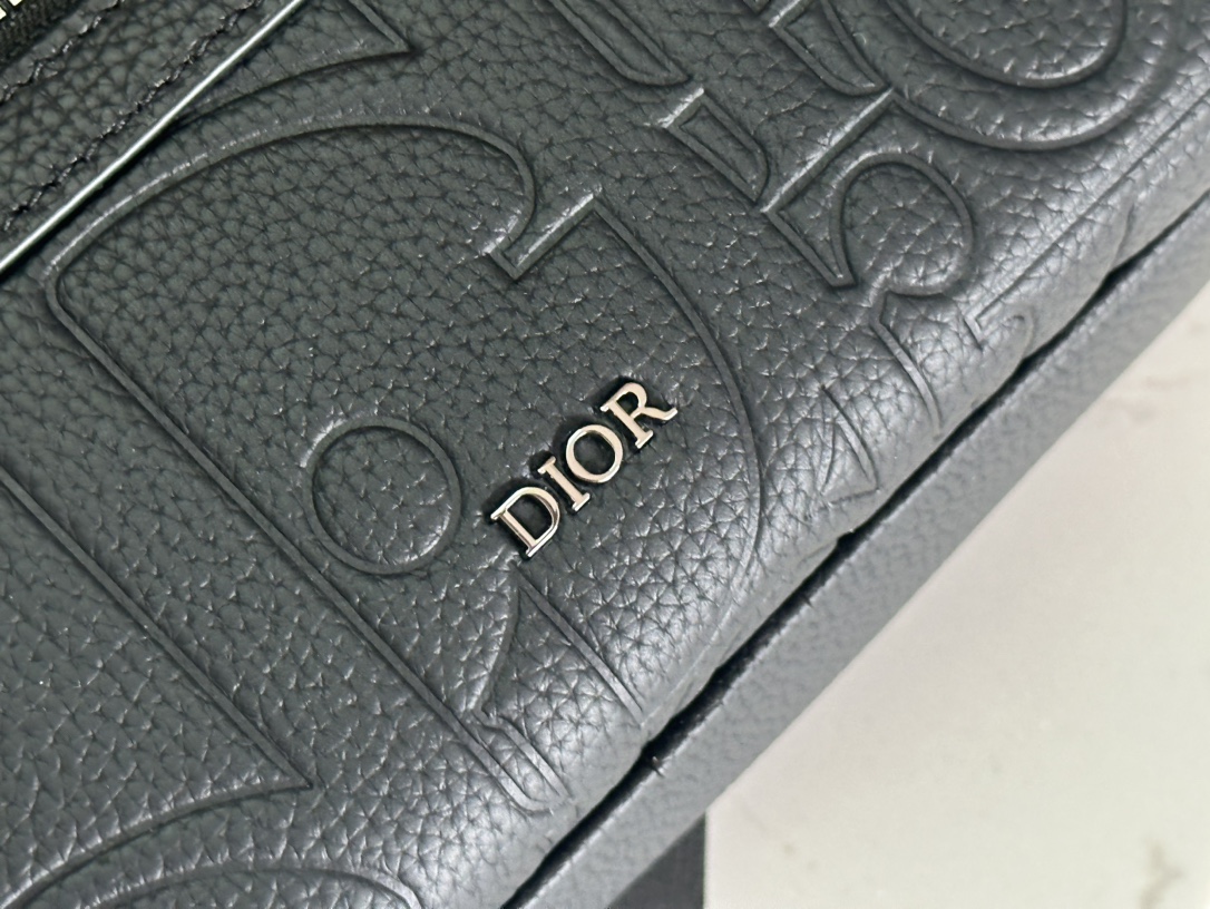 Rider 2.0 Zipped Messenger Bag - Image 6