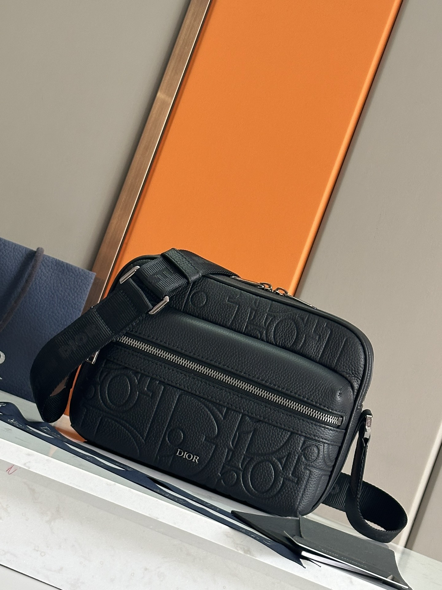 Rider 2.0 Zipped Messenger Bag - Image 2