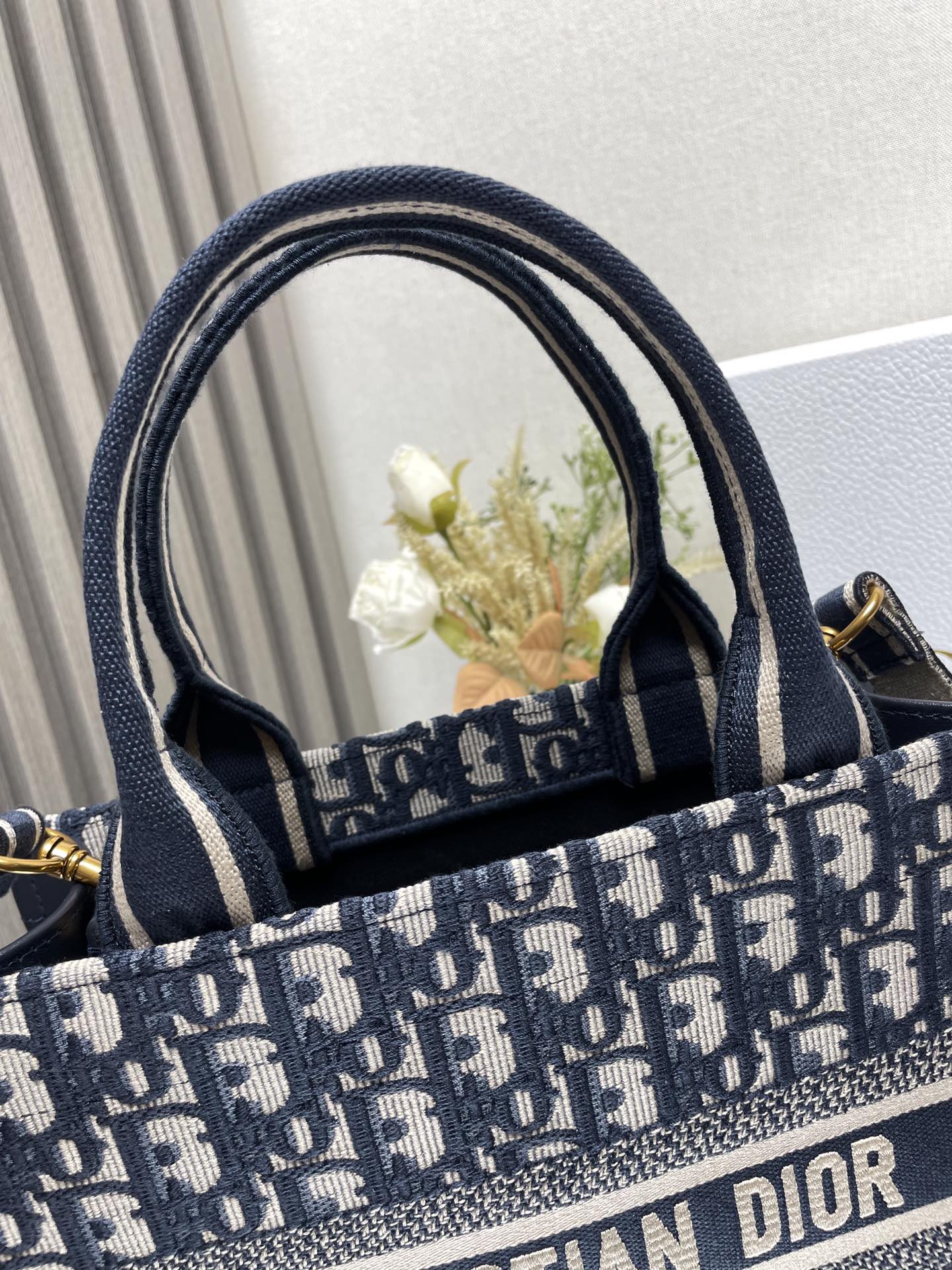 Dior Book Tote - Image 16