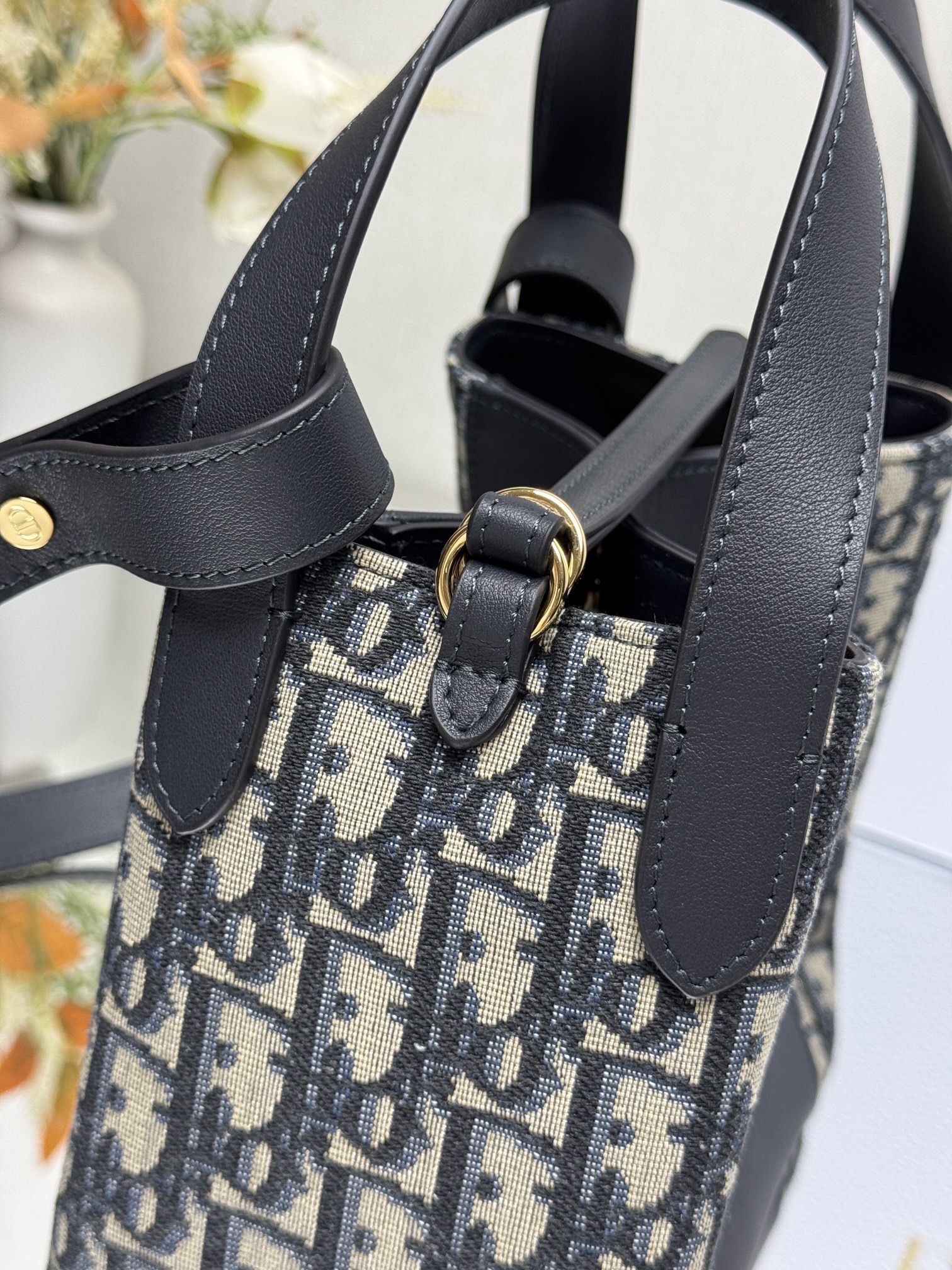 Dior Small Signature Bucket Bag - Image 5