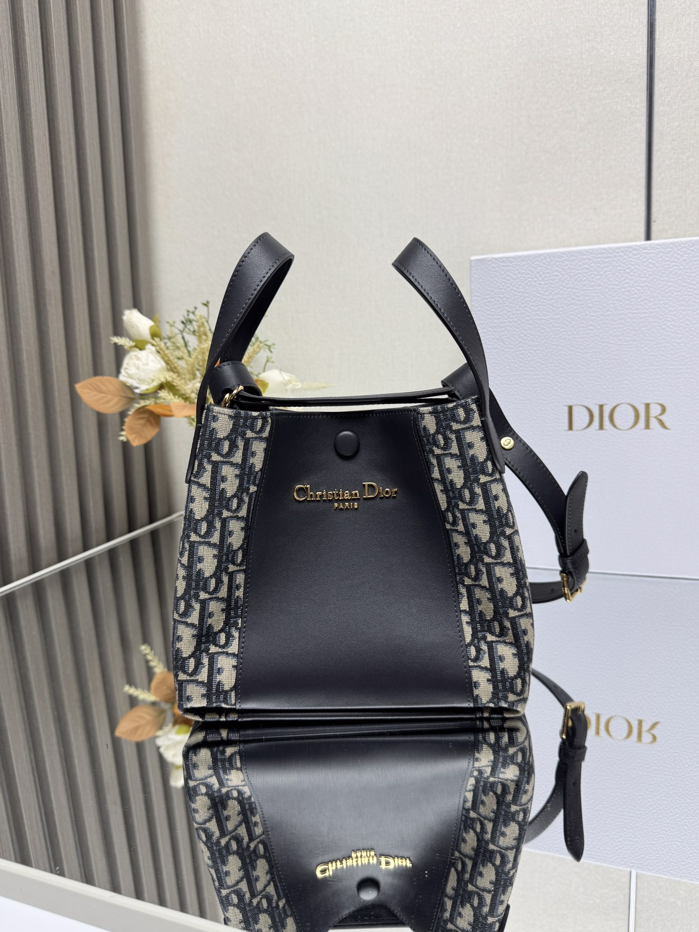 Dior Small Signature Bucket Bag - Image 2