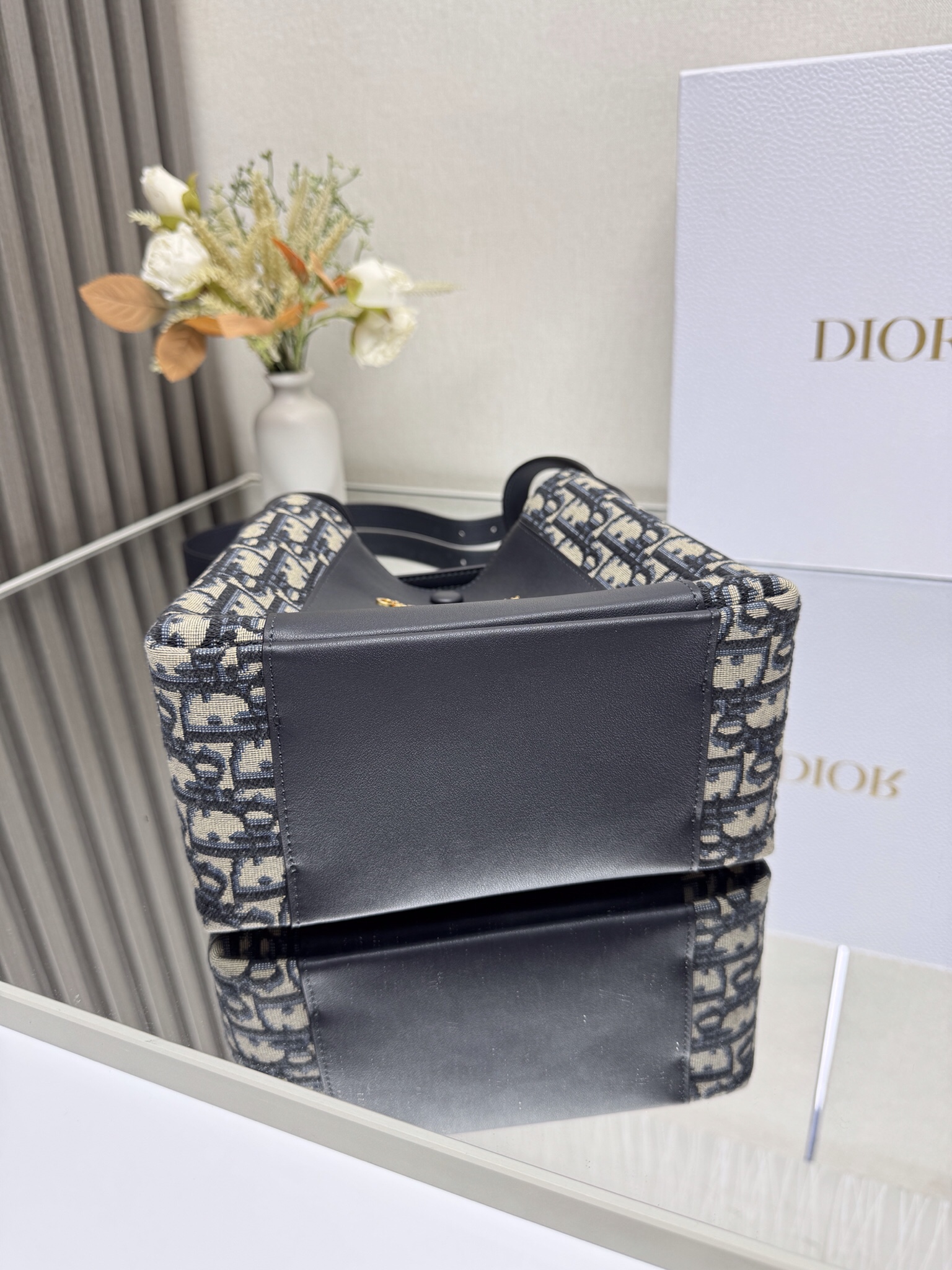 Dior Small Signature Bucket Bag - Image 8