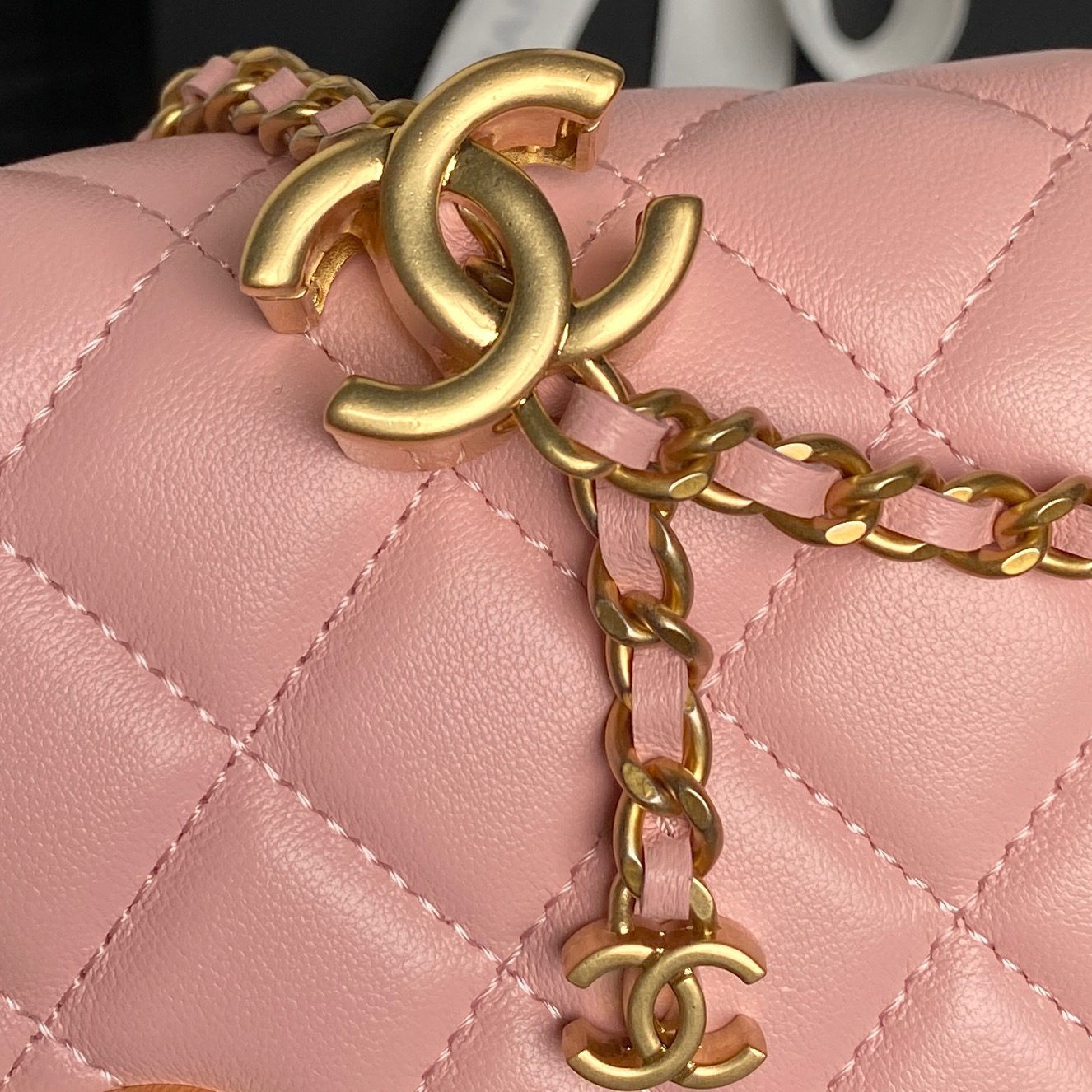 CHANEL Wallet on Chain AP3938 - Image 19