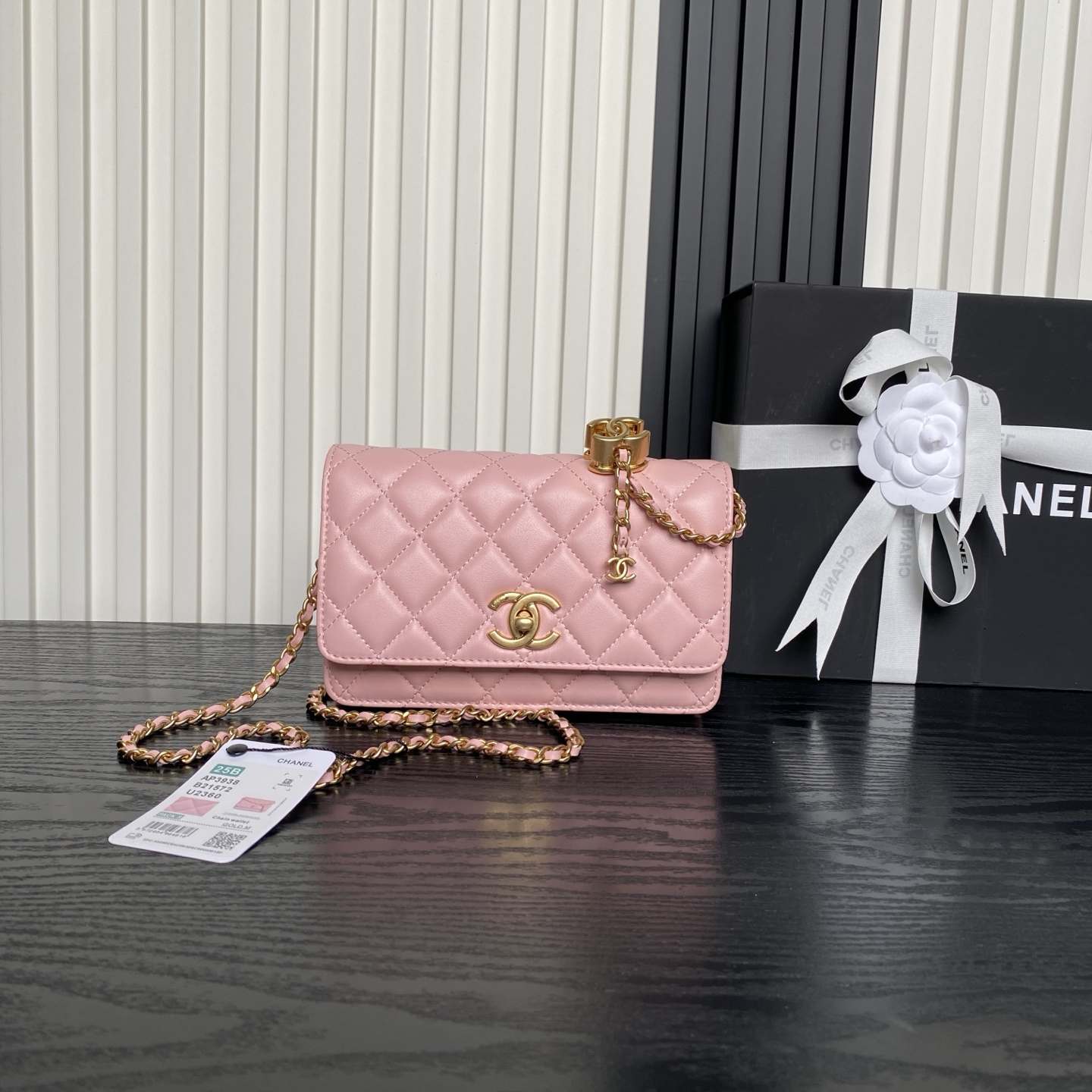 CHANEL Wallet on Chain AP3938 - Image 15