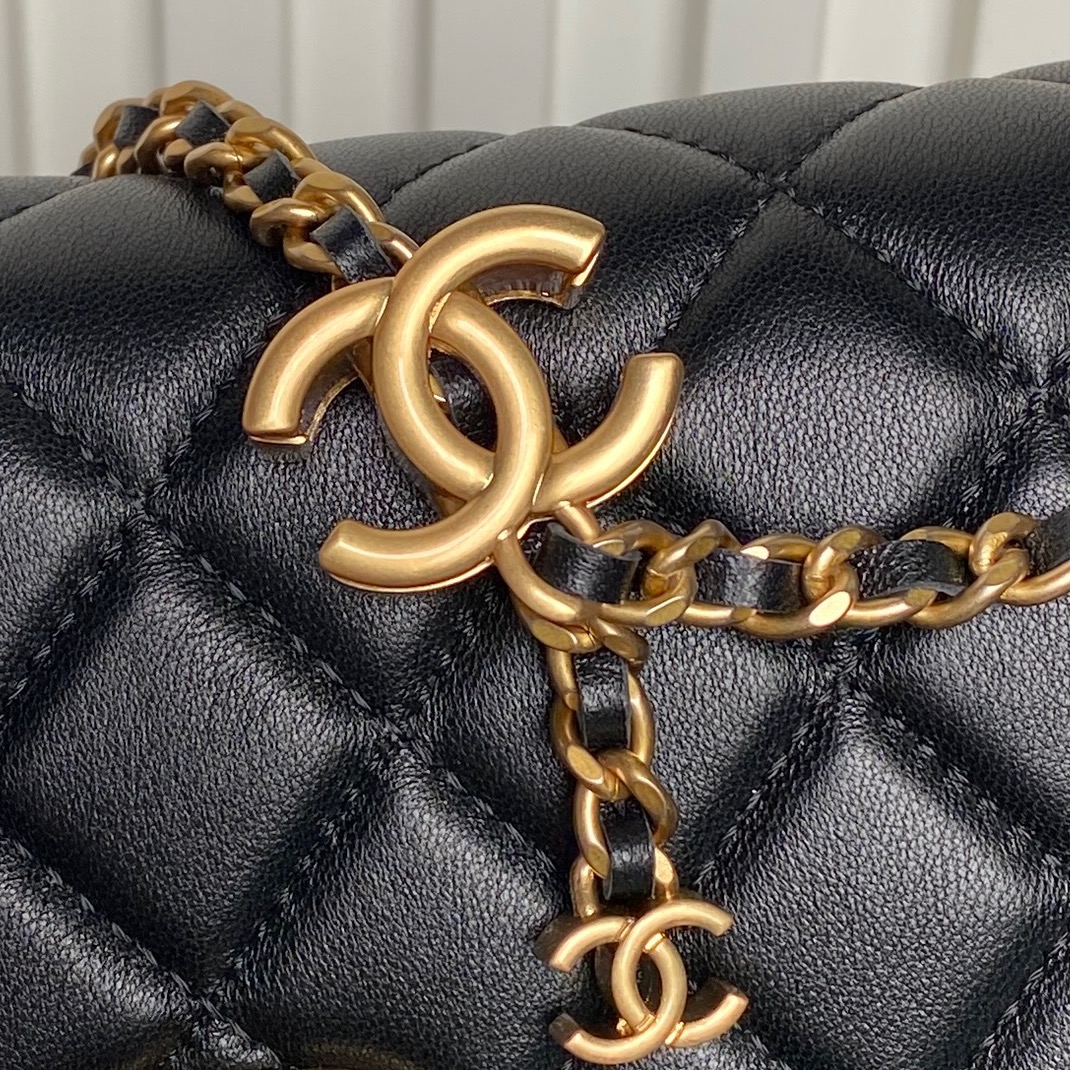CHANEL Wallet on Chain AP3938 - Image 5