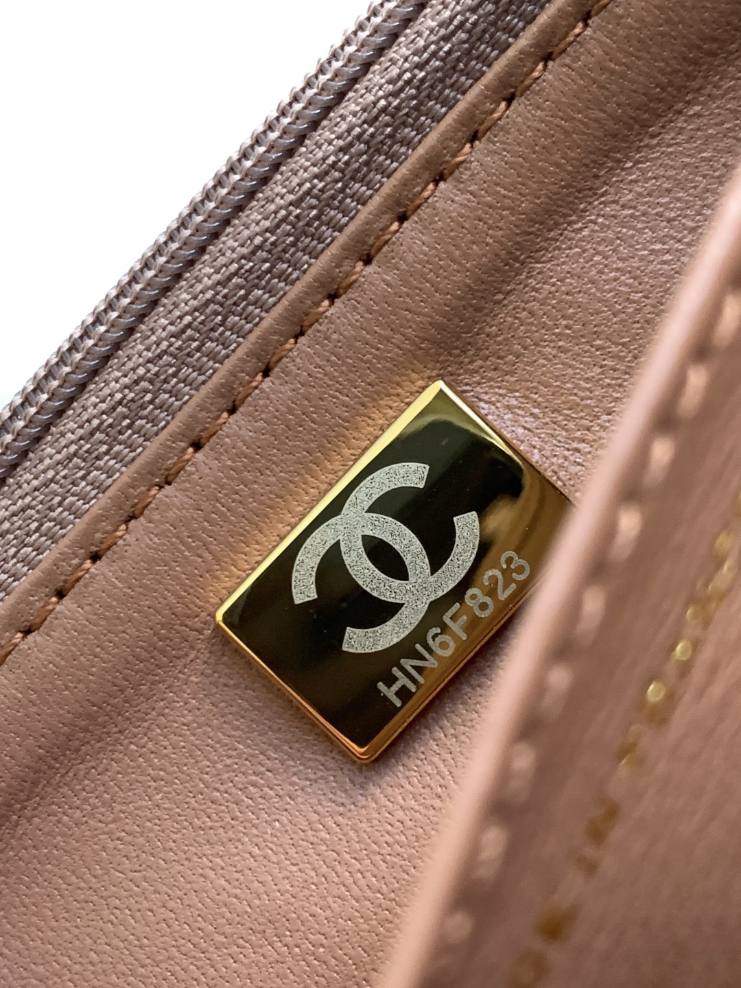 CHANEL Wallet on Chain AP4674 - Image 31