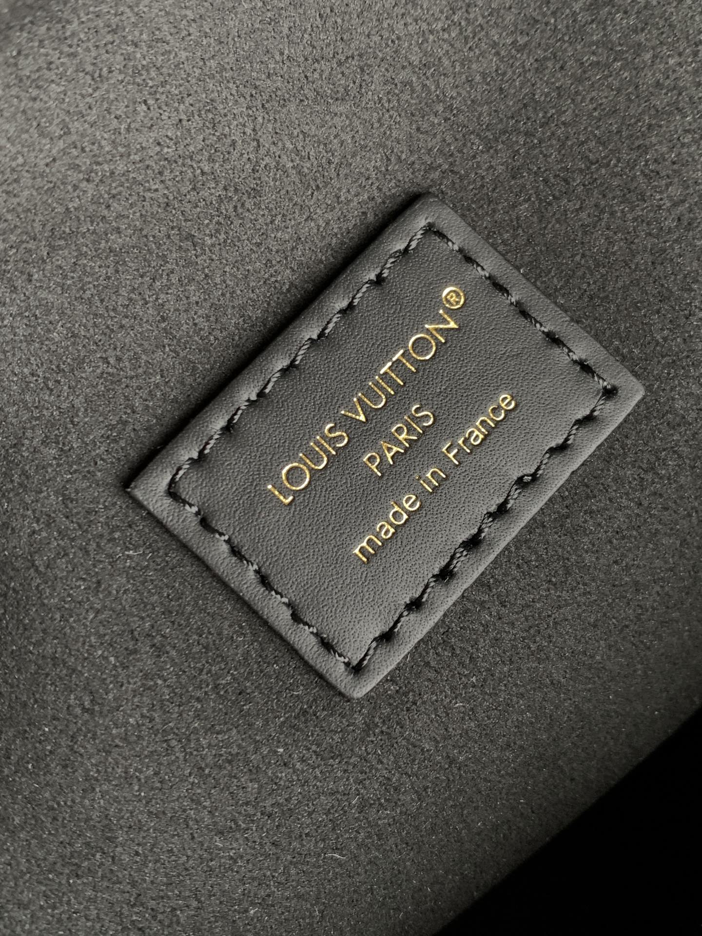 LV Avenue MM - Image 17