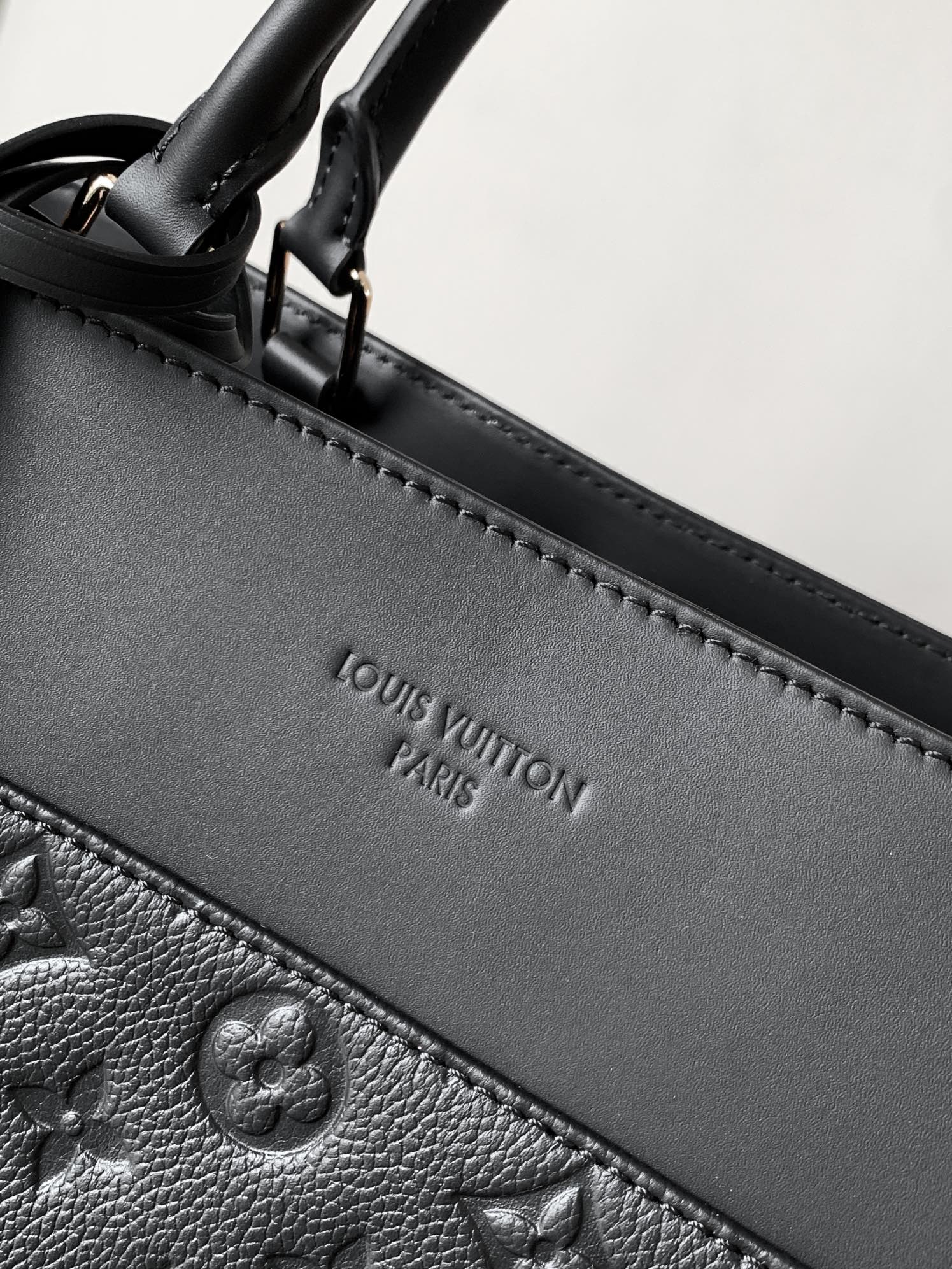 LV Avenue MM - Image 16