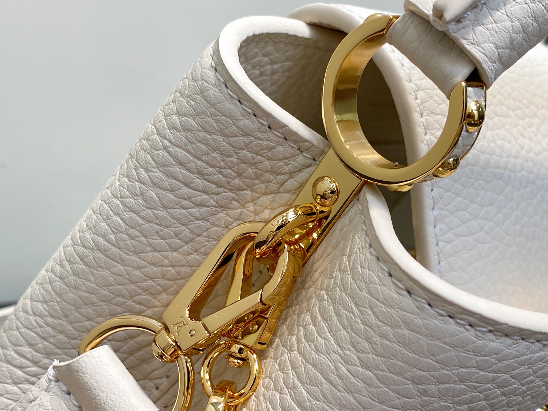 LV Capucines East-West Mini - Image 8