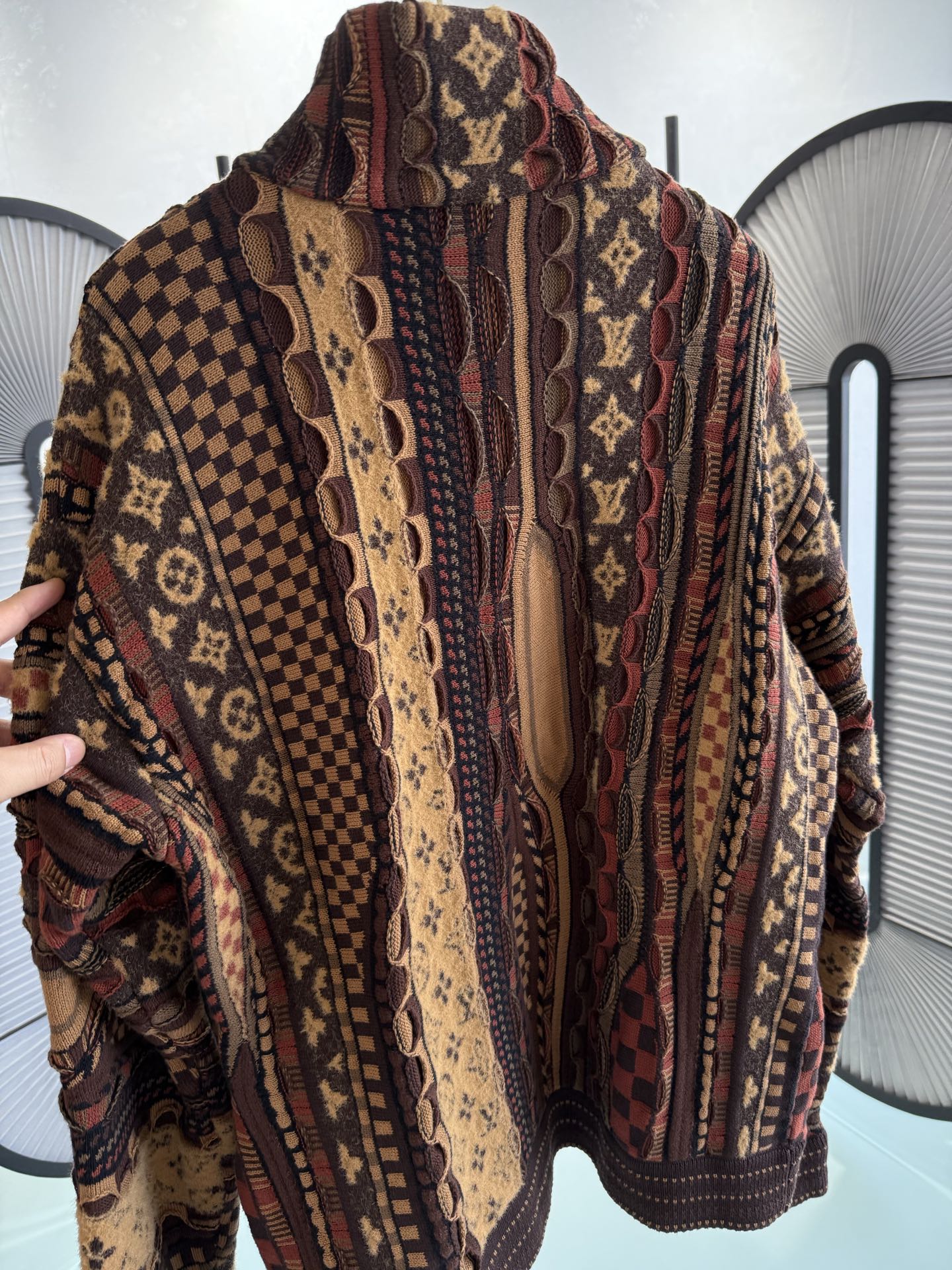 Half-Zip Pullover - Image 9