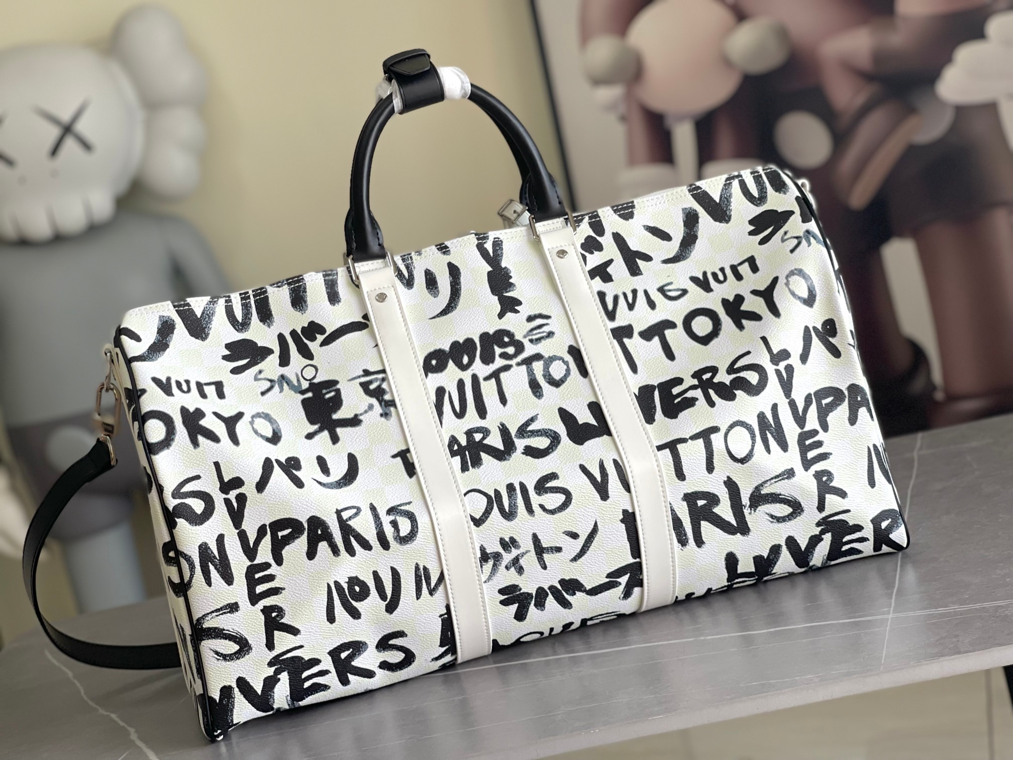 LV Keepall Bandoulière 50 - Image 4