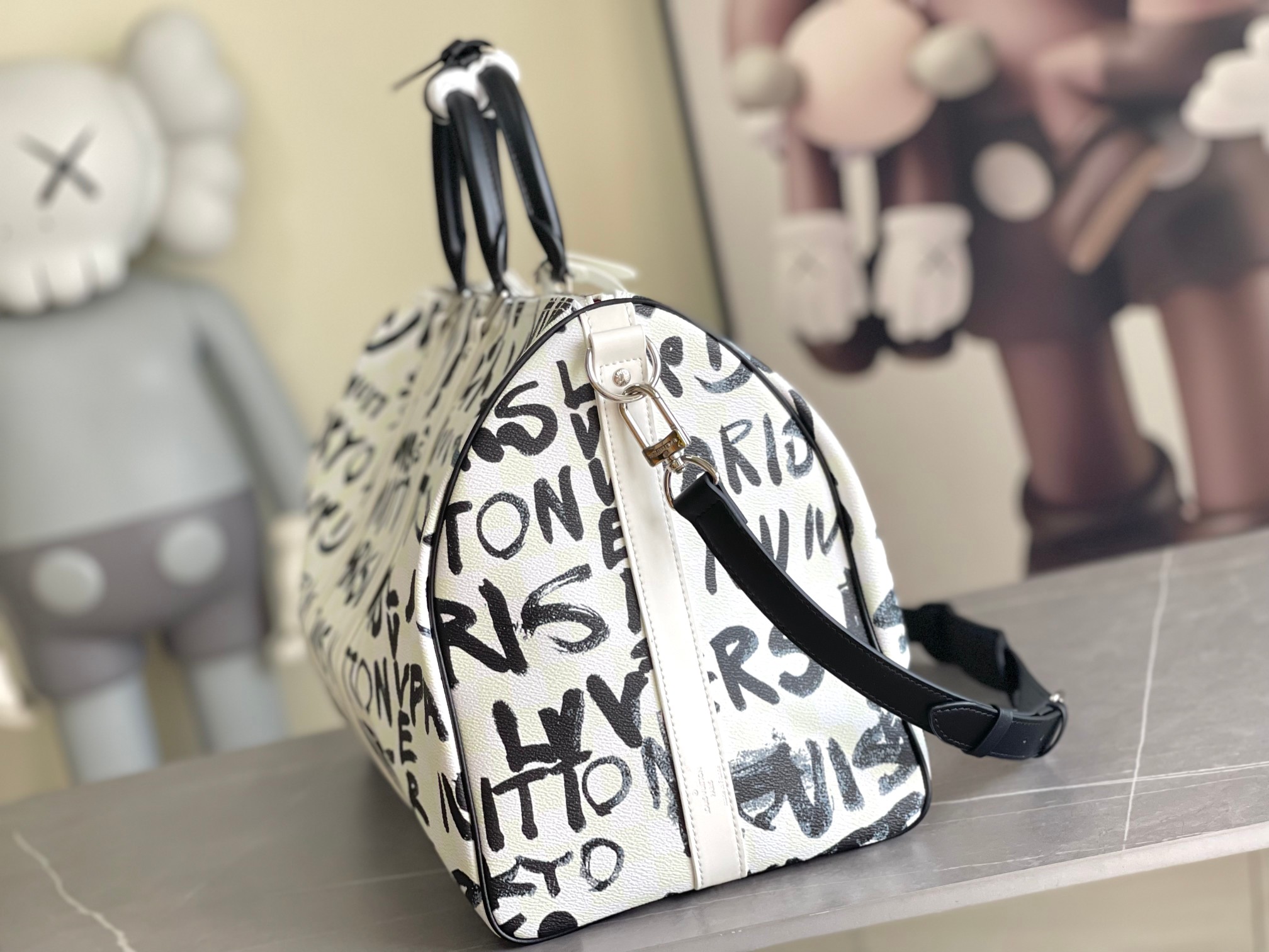 LV Keepall Bandoulière 50 - Image 3