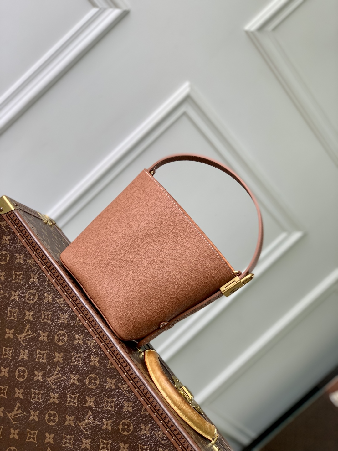 LV Low Key All In BB - Image 13