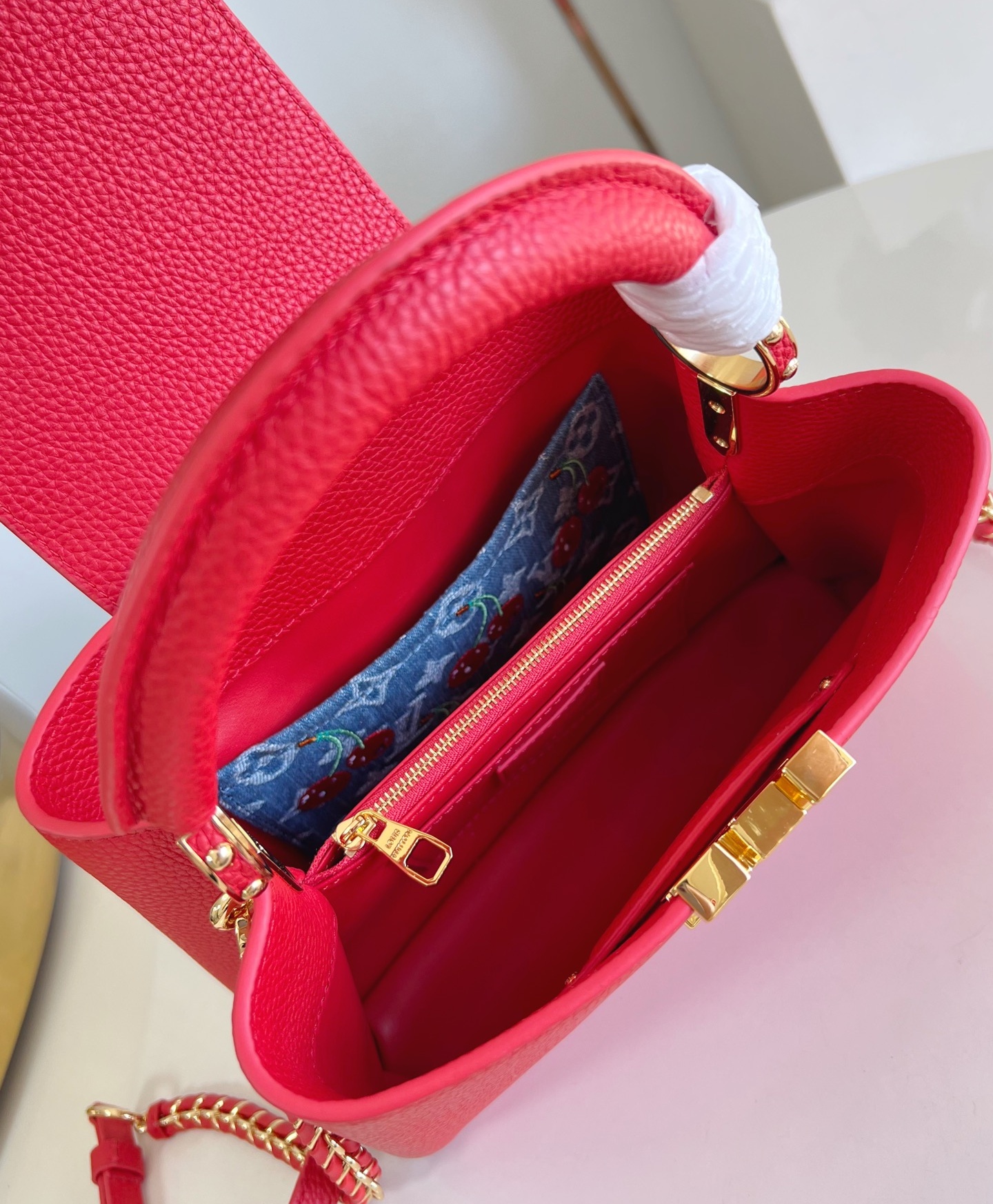 LV x TM Capucines BB - Image 9