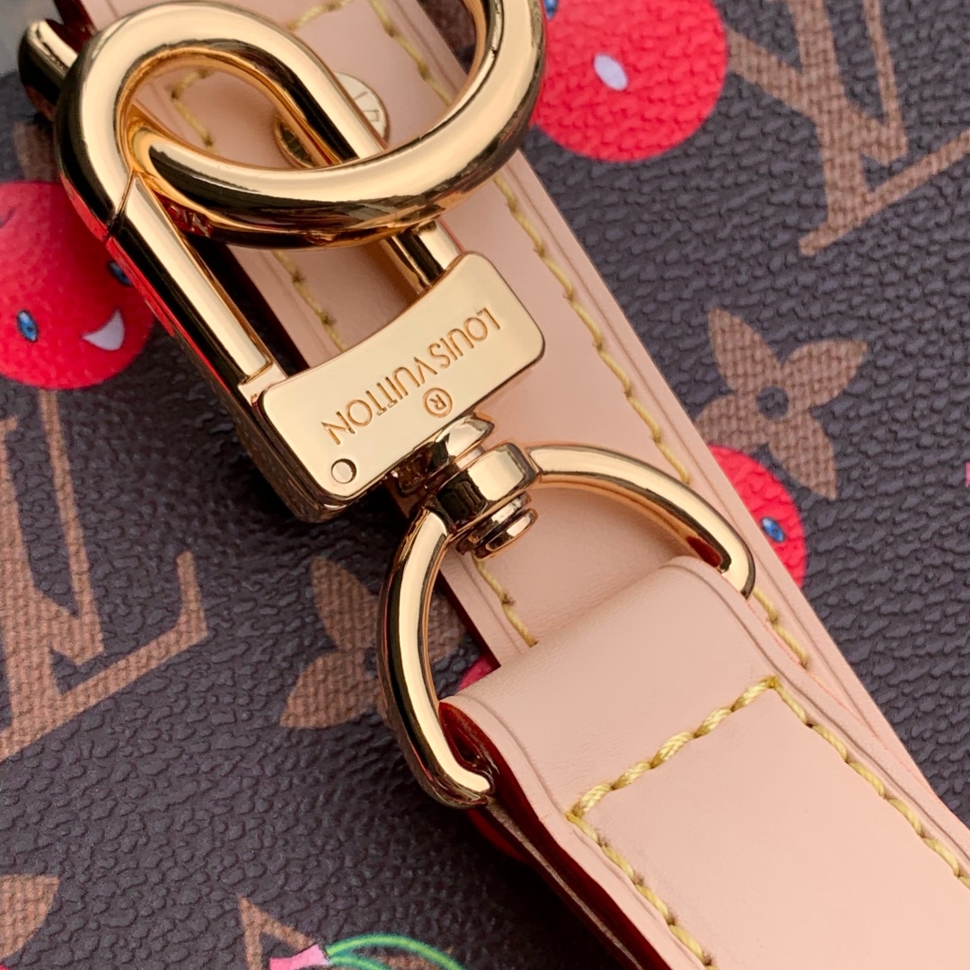 LV x TM Keepall Bandoulière 45 - Image 9