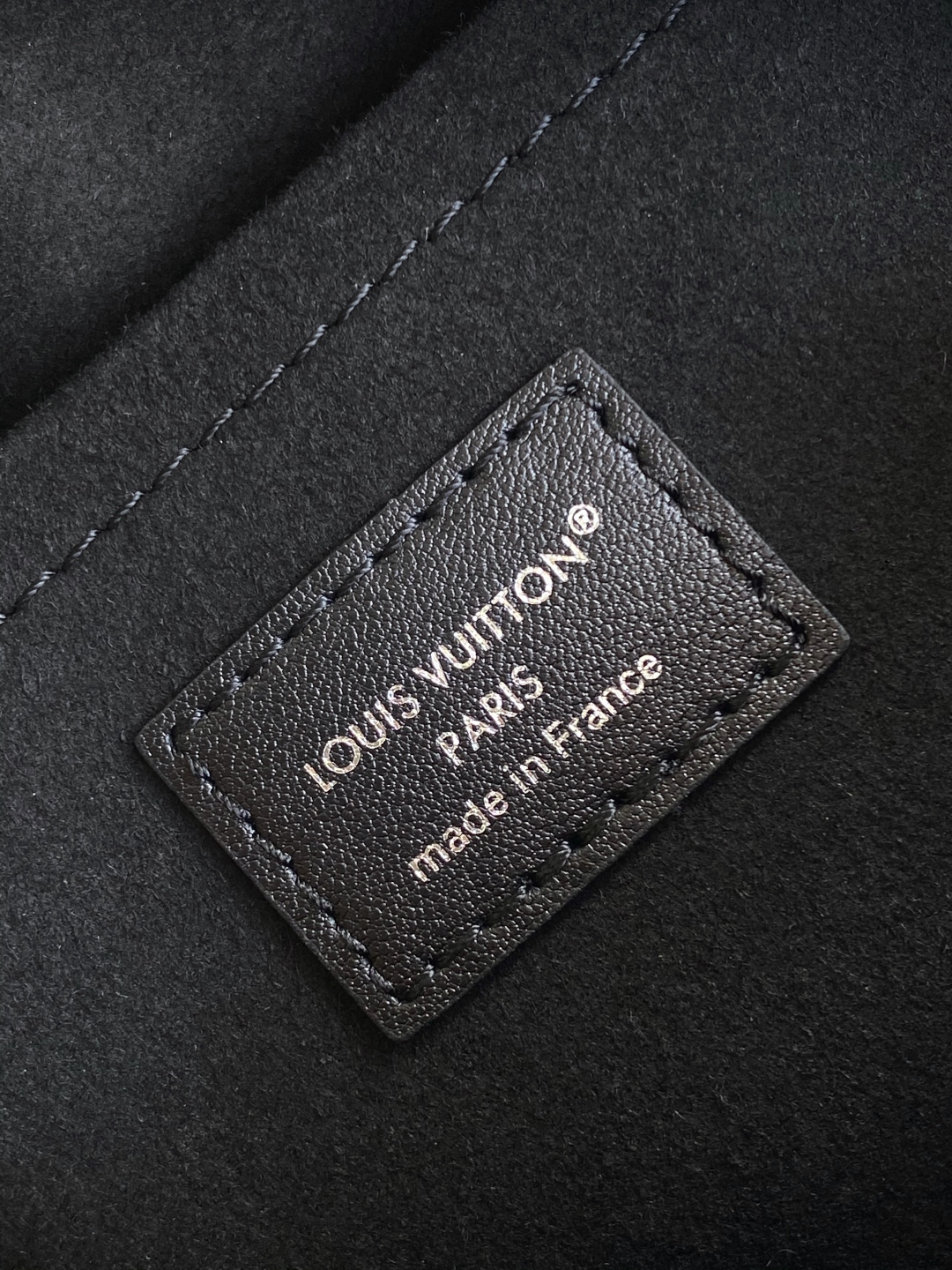 LV Speedy Trunk 20 - Image 10