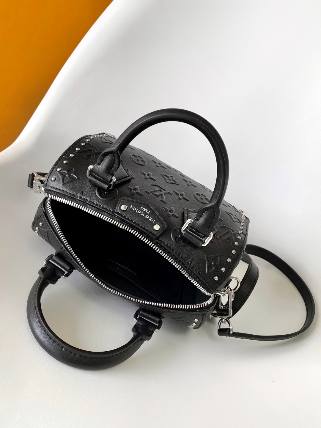 LV Speedy Trunk 20 - Image 9