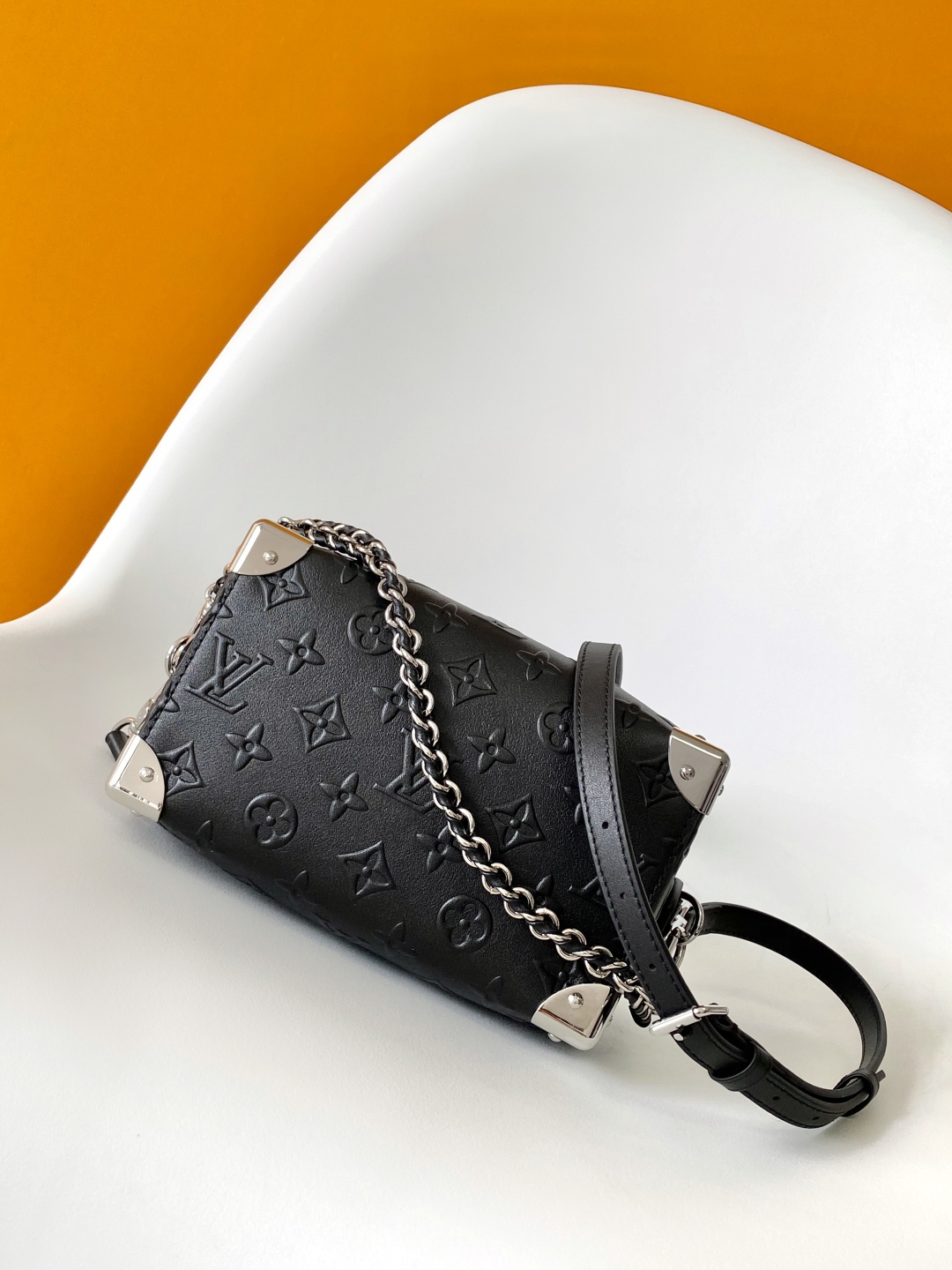 LV Speedy Trunk 20 - Image 5