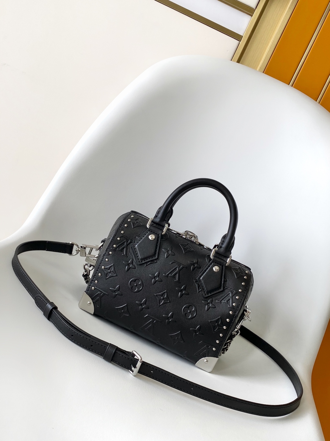 LV Speedy Trunk 20 - Image 4