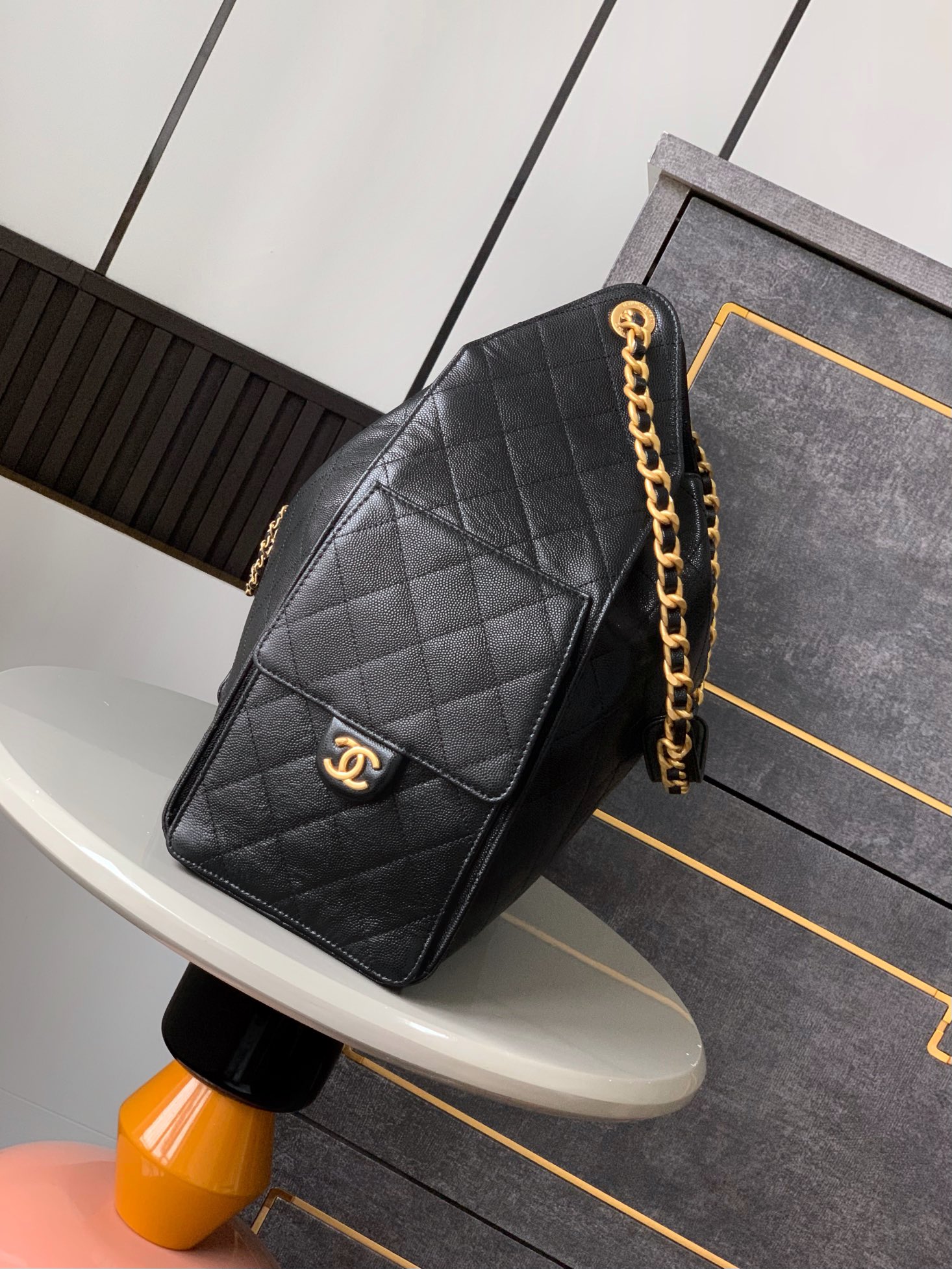 CHANEL 25 Medium Handbag AS5311 - Image 4
